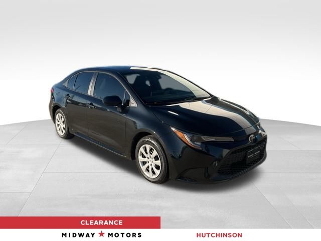 2022 Toyota Corolla LE's photo