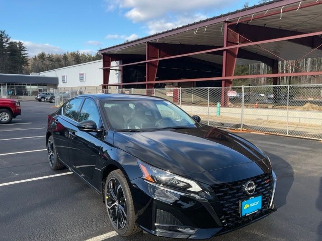 New 2025 Nissan Altima 2.5 SR