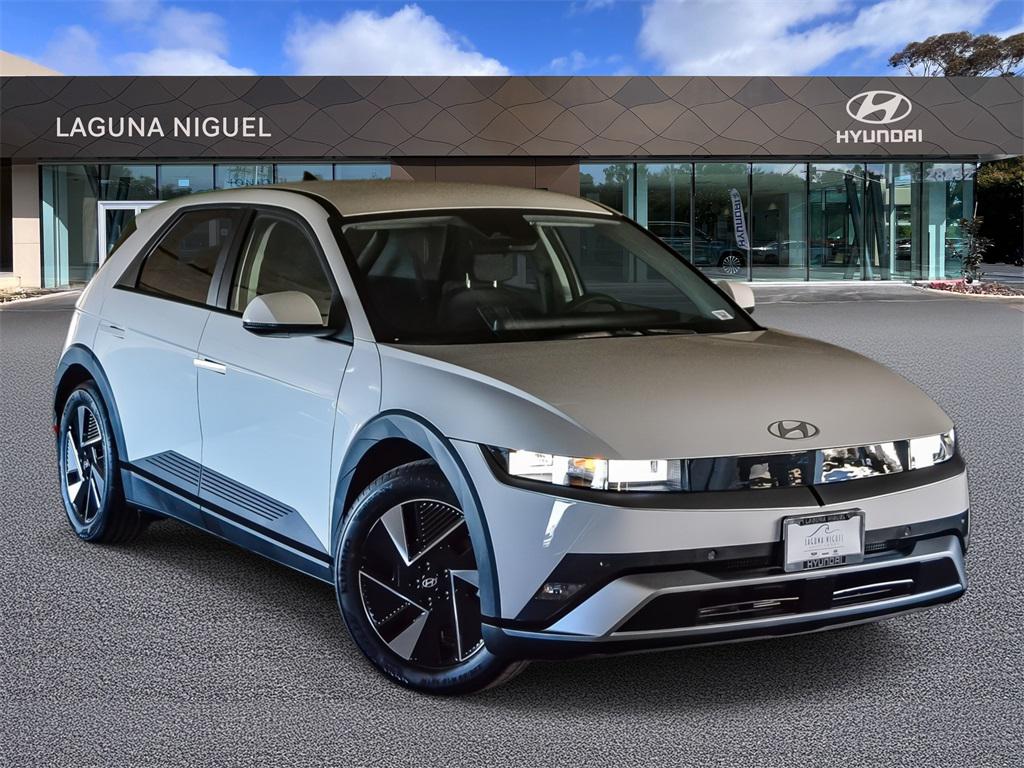 2026 Hyundai Ioniq 5 SE's photo