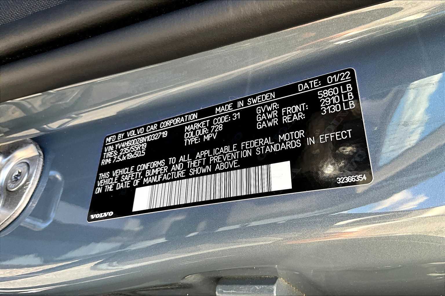 2022 Volvo XC60 Recharge Hybrid Inscription Expression photo 31