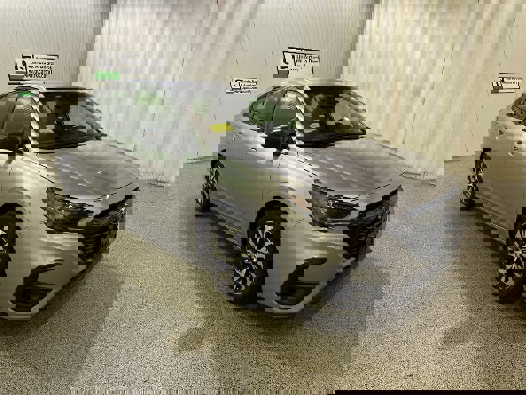 2025 Subaru Legacy Base