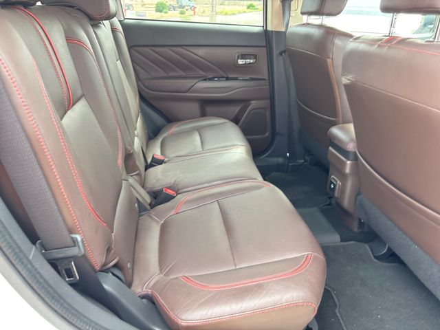 2018 Mitsubishi Outlander PHEV GT photo 17