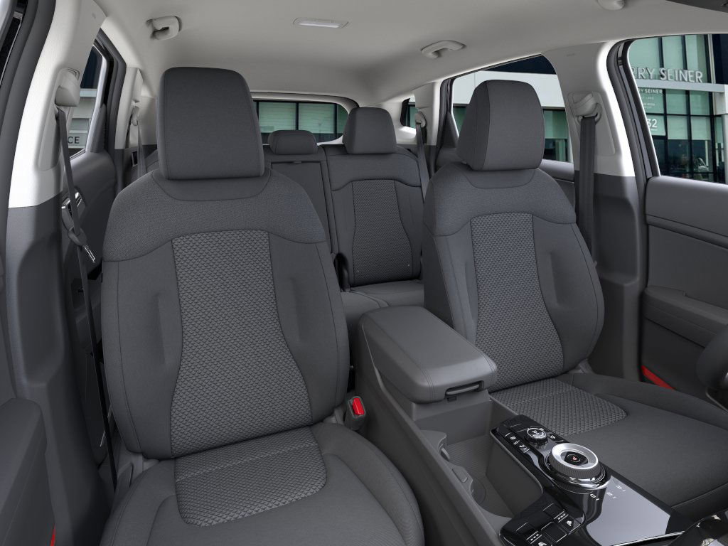 2025 Kia Sportage Hybrid LX photo 14