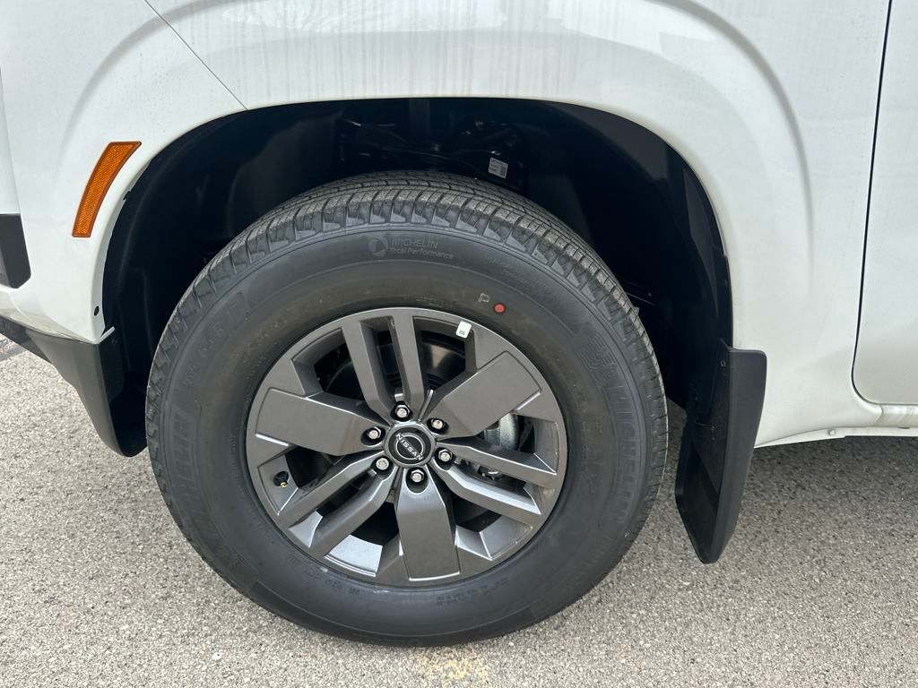 2025 Nissan Frontier SV photo 35