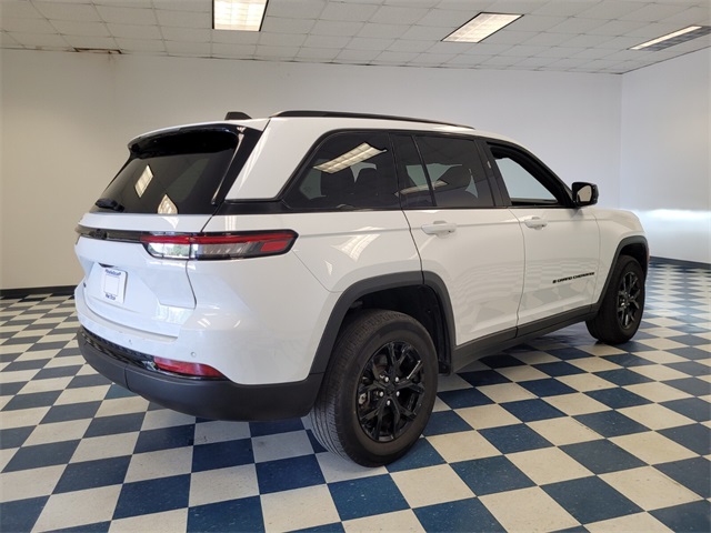 2024 Jeep Grand Cherokee Altitude X photo 10