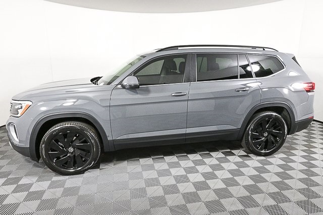 2026 Volkswagen Atlas SE Technology photo 29