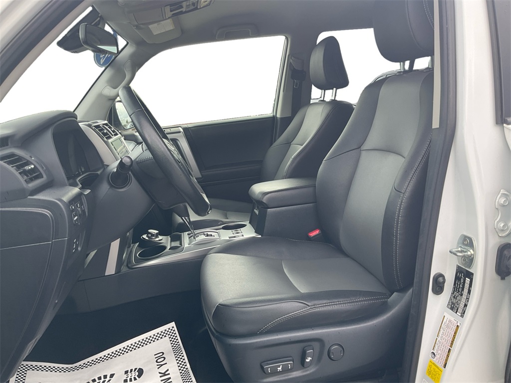 2024 Toyota 4Runner SR5 Premium photo 21