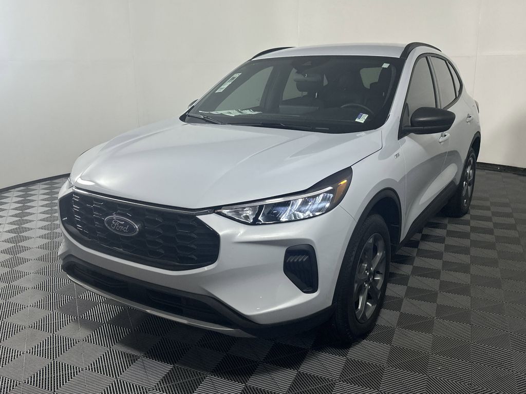 2025 Ford Escape ST-Line photo 3
