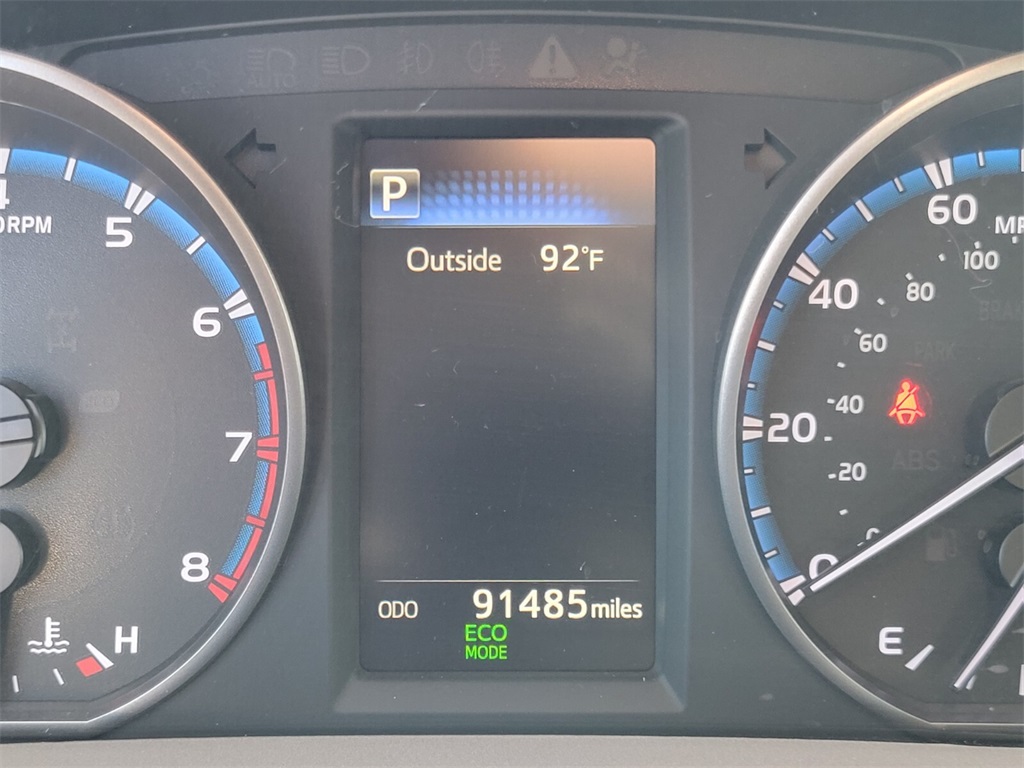 2018 Toyota RAV4 XLE photo 20