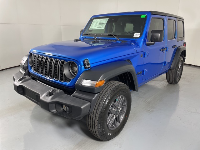 2025 Jeep Wrangler Sport S photo 3