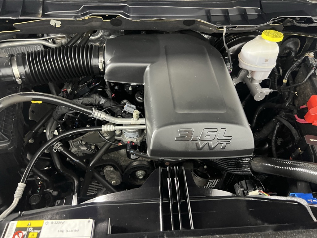 2024 Ram 1500 Classic SLT photo 28