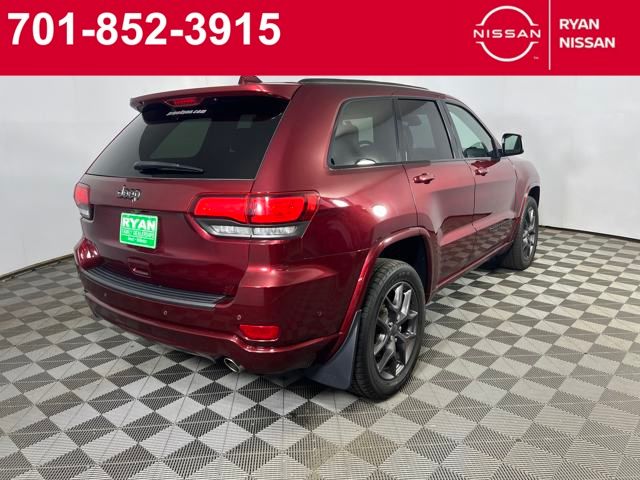 2021 Jeep Grand Cherokee Anniversary Edition photo 5