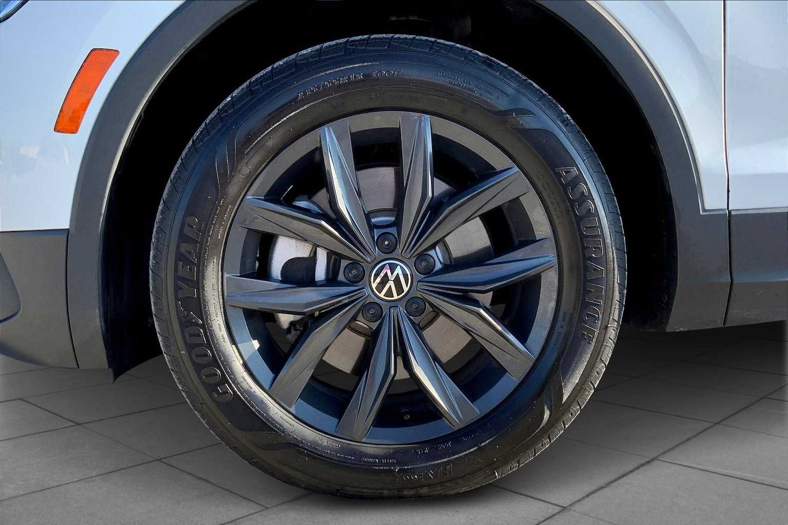 2024 Volkswagen Tiguan SE Wolfsburg Edition photo 10
