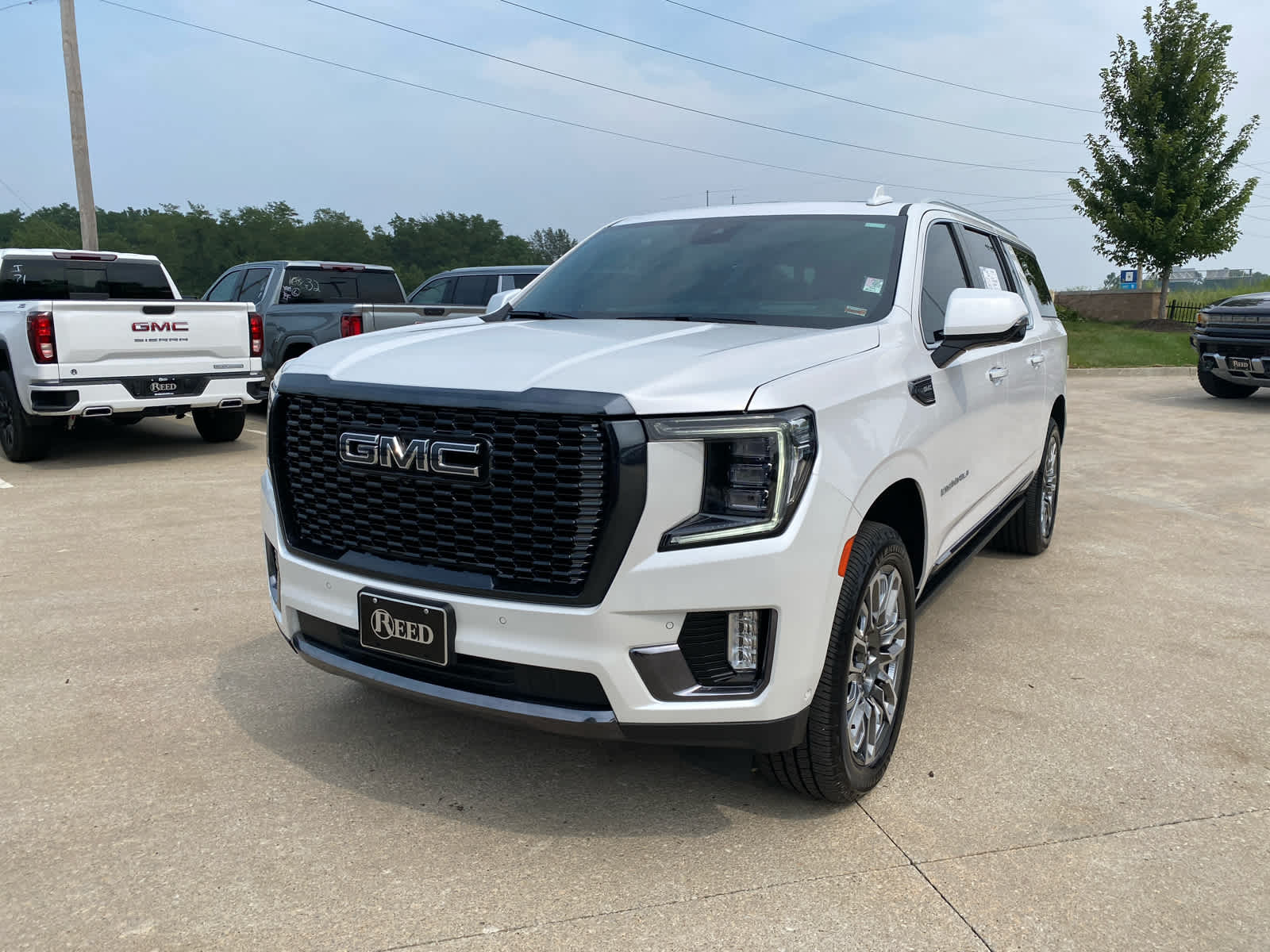 Used 2023 GMC Yukon XL Denali Ultimate with VIN 1GKS2KKL5PR369842 for sale in Kansas City