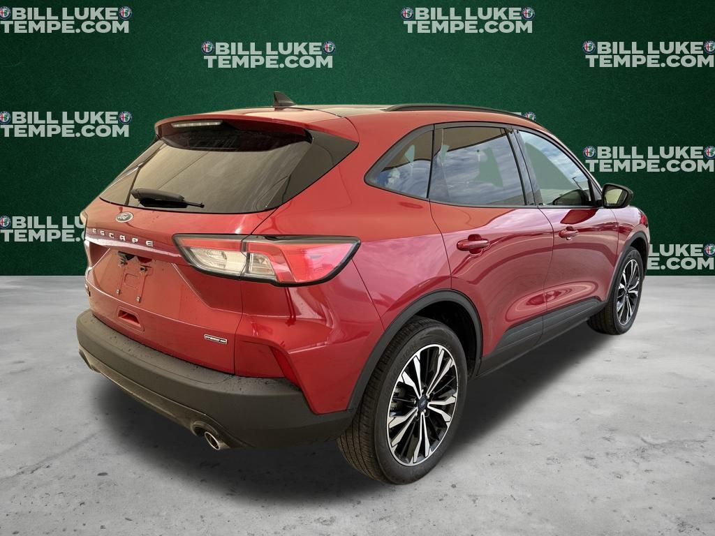2022 Ford Escape SE Hybrid photo 4