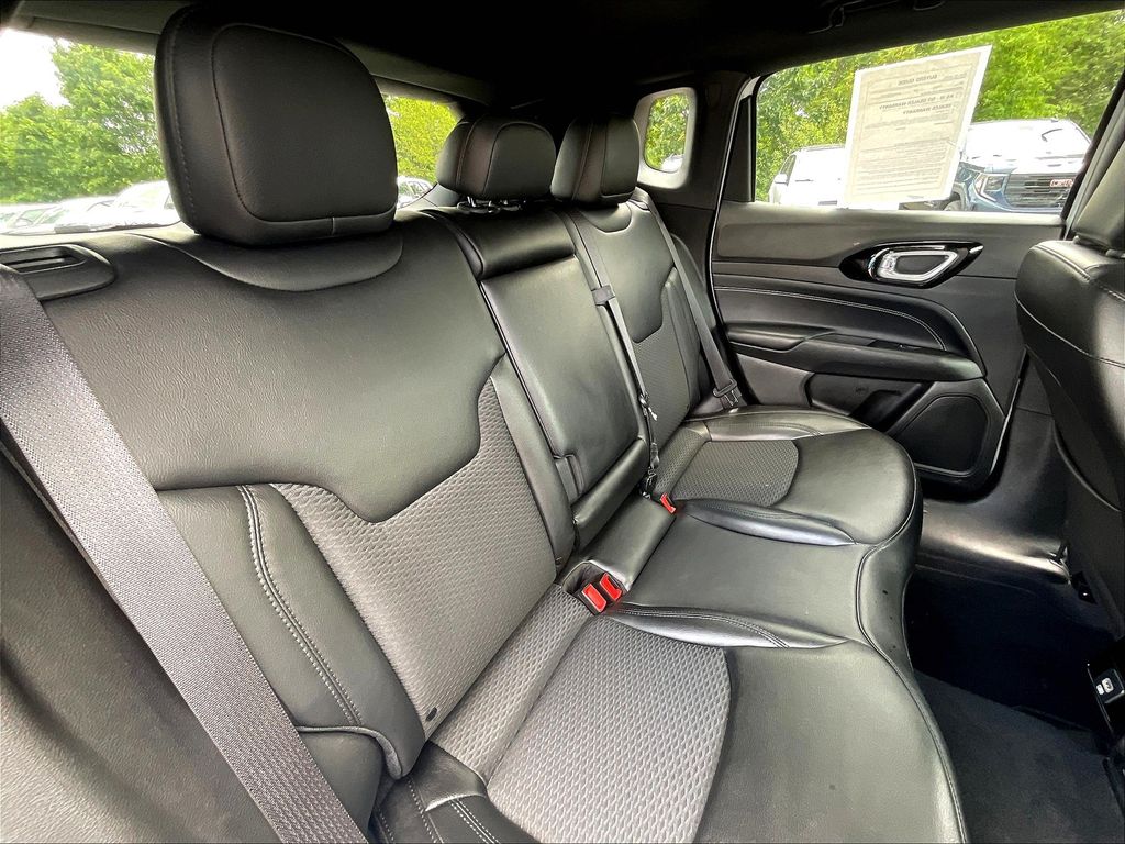2022 Jeep Compass Altitude photo 11