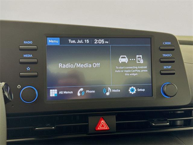 2025 Hyundai Elantra SEL Sport photo 20