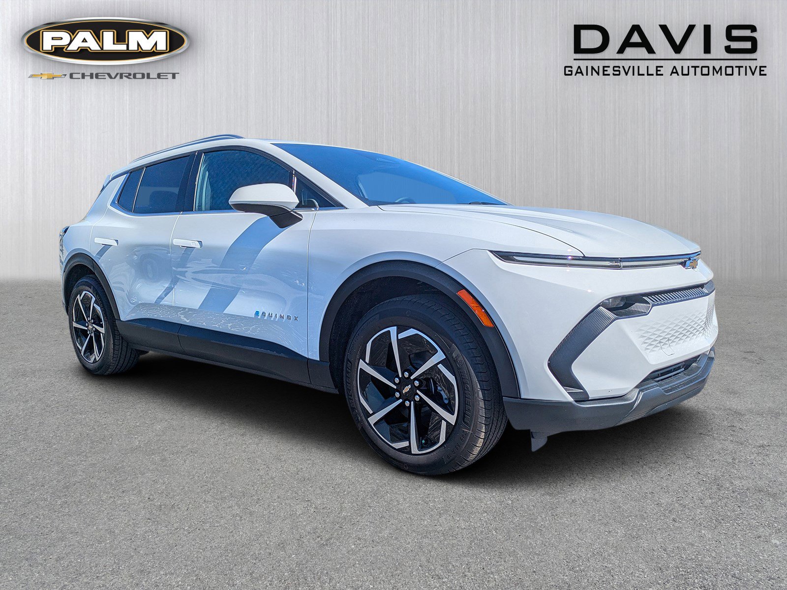 2026 Chevrolet Equinox EV 2LT's photo