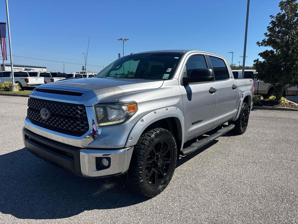2018 Toyota Tundra SR5 photo 3