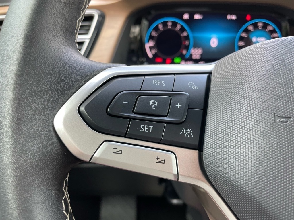 2024 Volkswagen Atlas SE photo 8