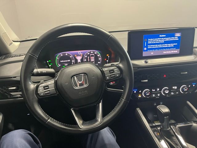 2023 Honda Accord Hybrid Touring photo 12