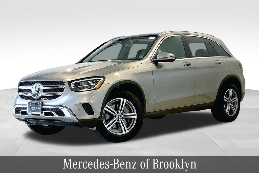 2021 Mercedes Benz GLC 300 4MATIC photo 2