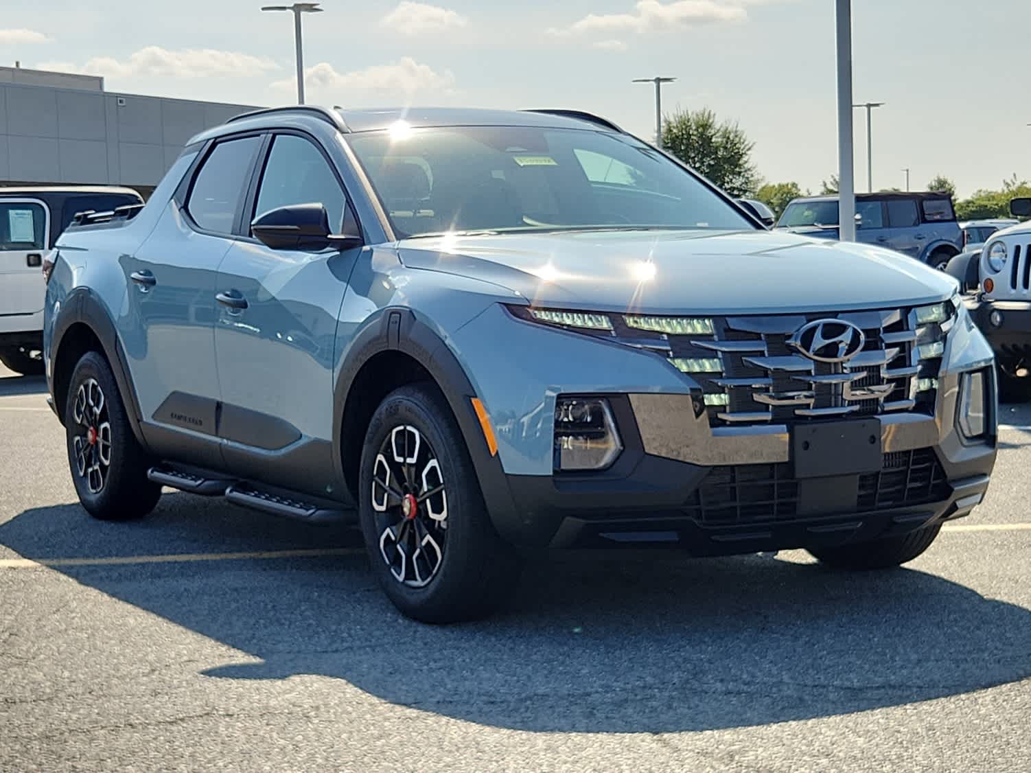 2024 Hyundai Santa Cruz XRT photo 2