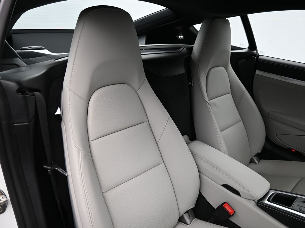 2023 Porsche Cayman GTS 4.0 photo 9