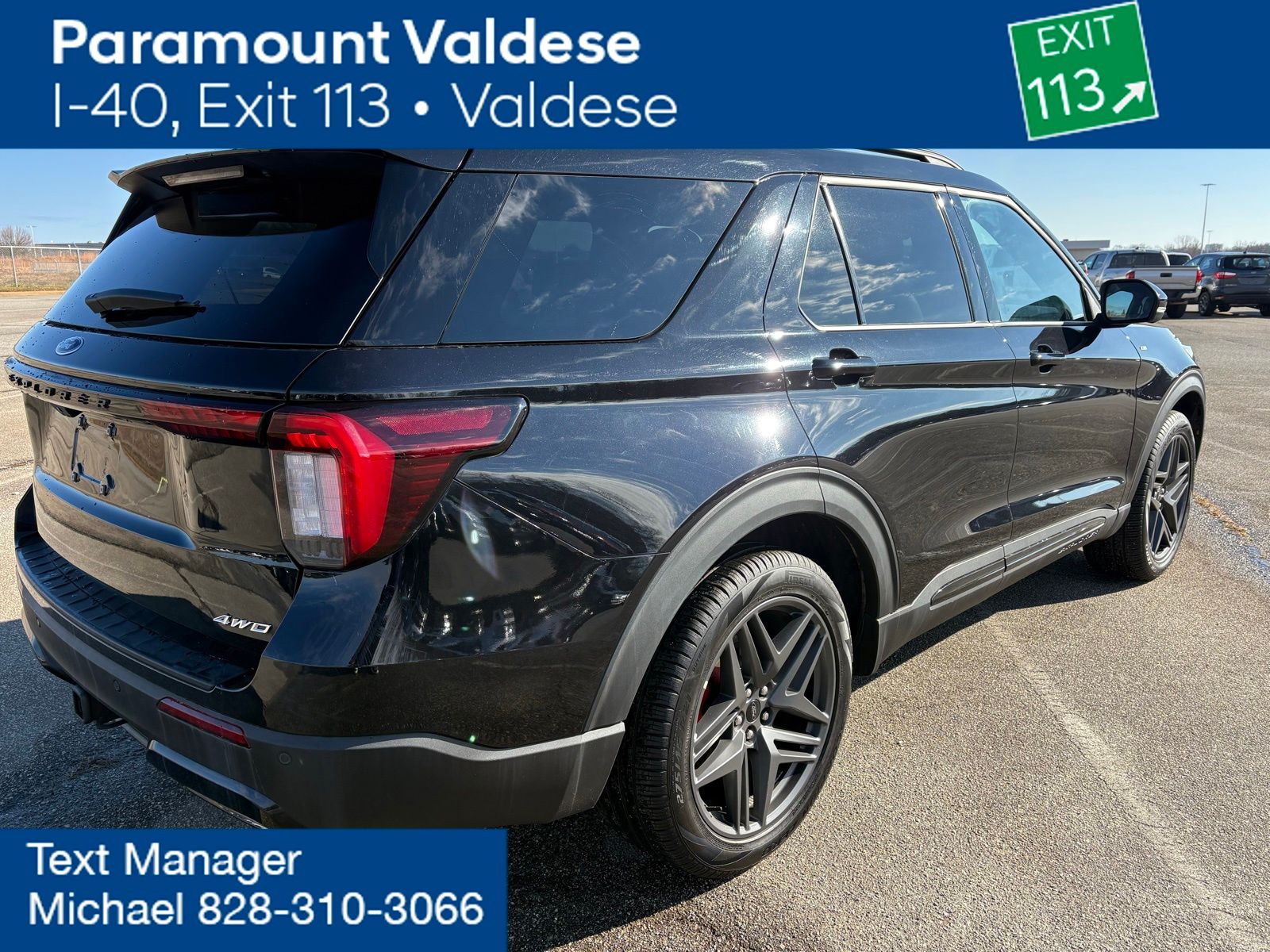 2025 Ford Explorer ST-Line photo 4