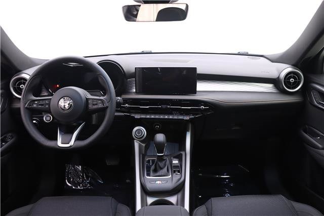 2024 Alfa Romeo Tonale Ti photo 8