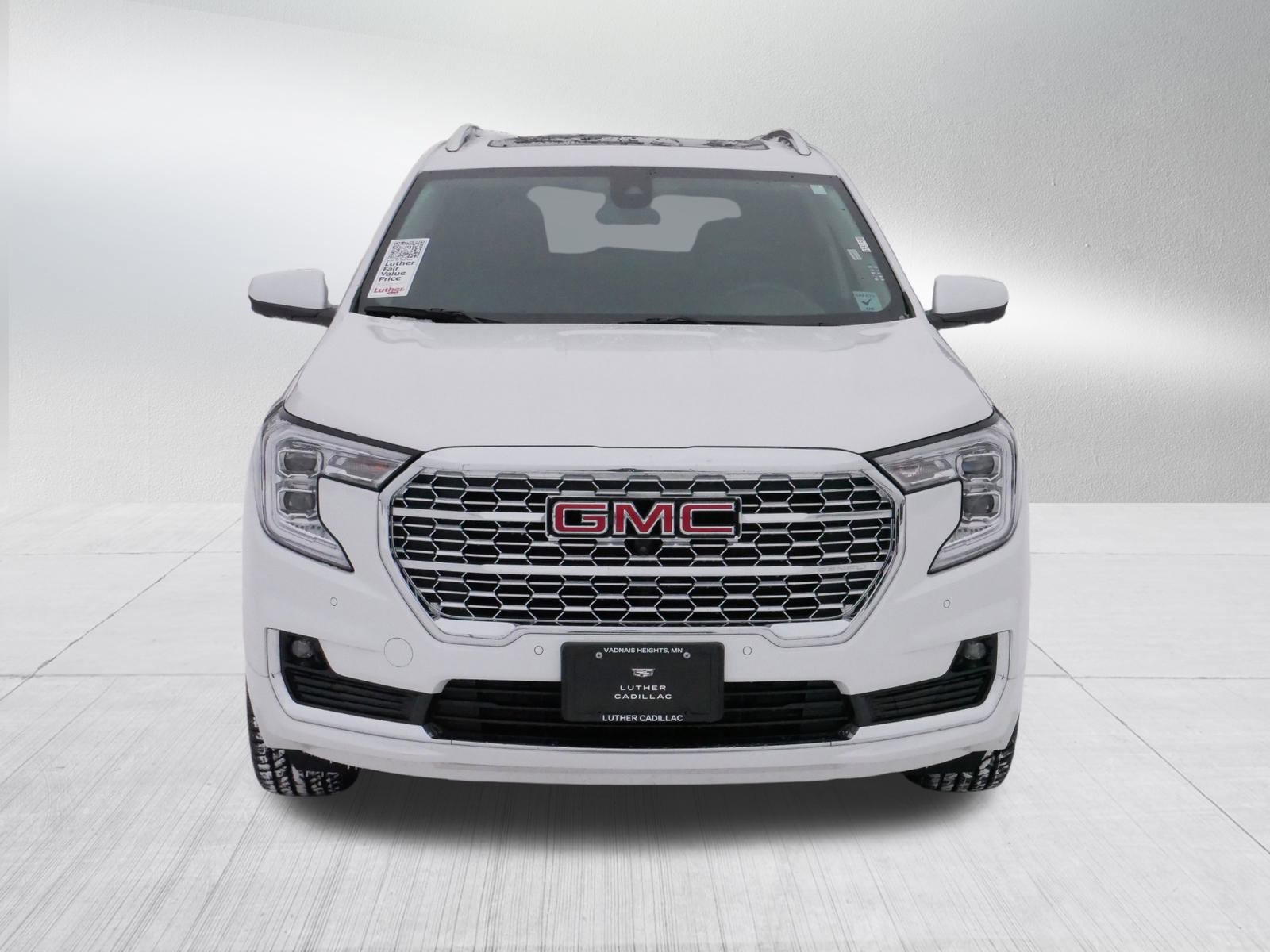 Used 2022 GMC Terrain Denali with VIN 3GKALXEV0NL229835 for sale in Vadnais Heights, Minnesota