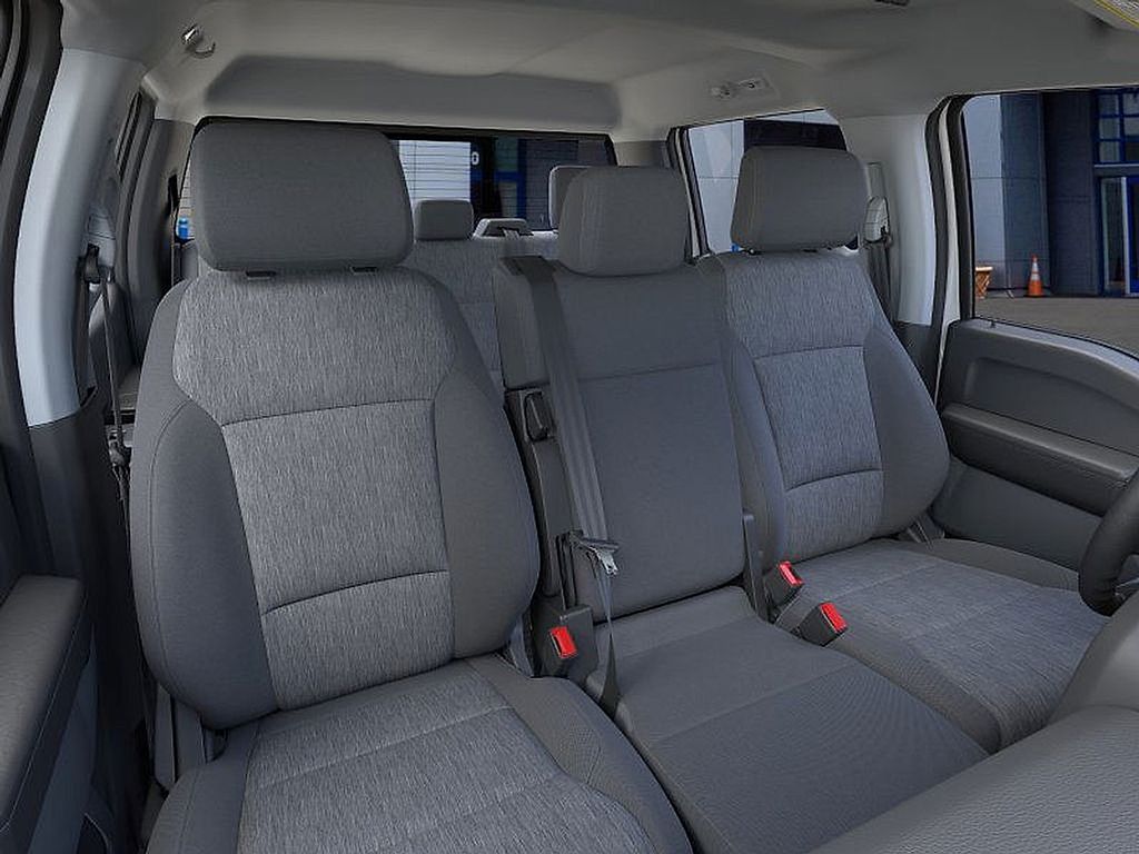 2025 Ford F-250 XL photo 9