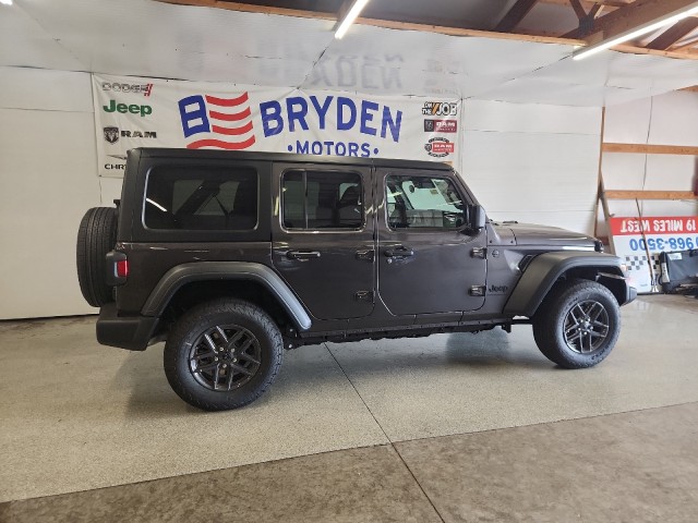 2025 Jeep Wrangler Sport S photo 2
