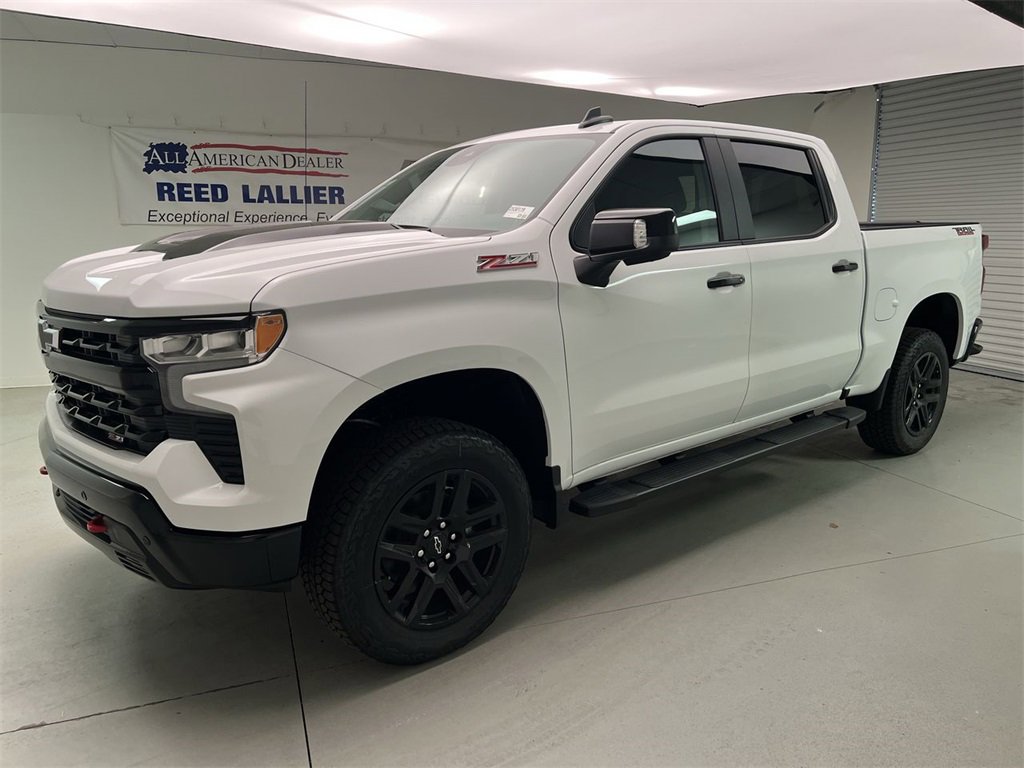 2025 Chevrolet Silverado 1500 LT Trail Boss photo 4