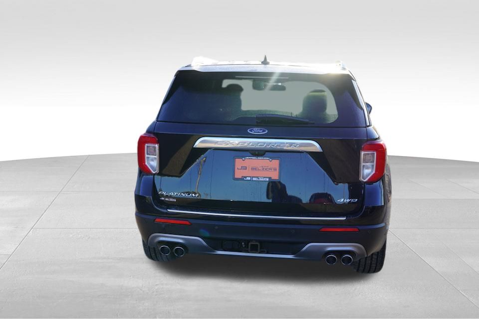2022 Ford Explorer Platinum photo 4
