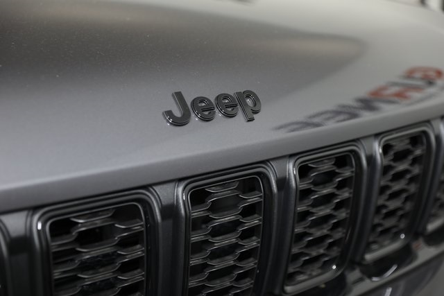 2025 Jeep Grand Cherokee Limited photo 24