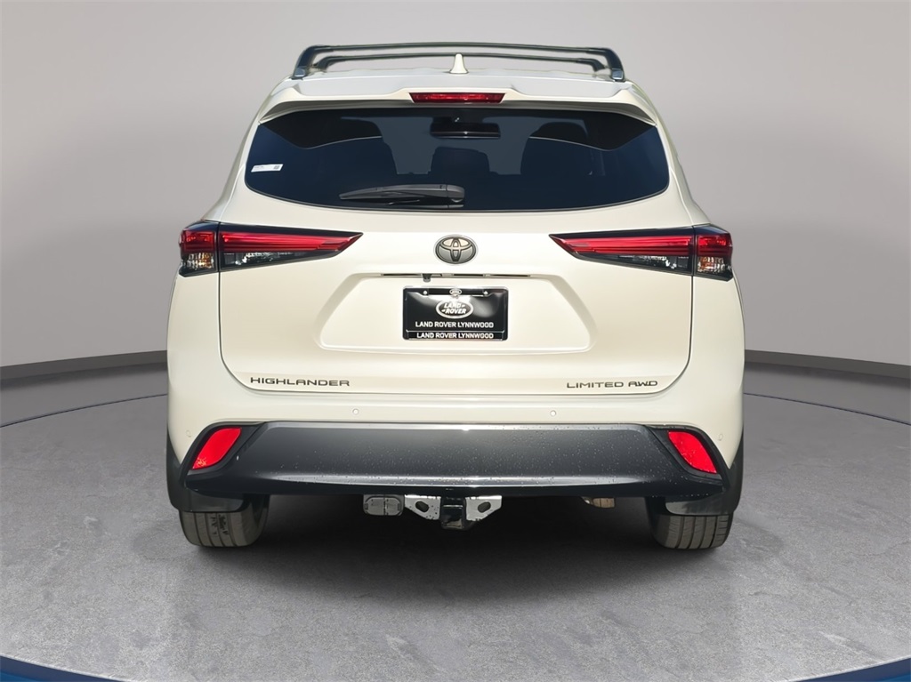 2021 Toyota Highlander Limited photo 3