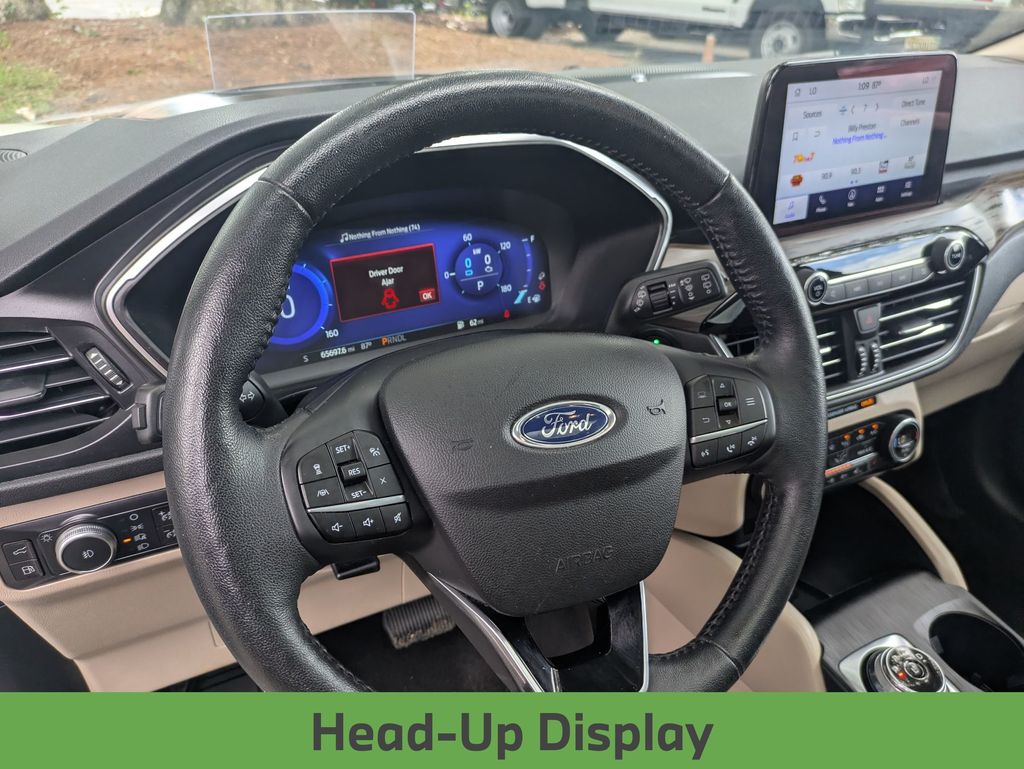 2020 Ford Escape Titanium Hybrid photo 13