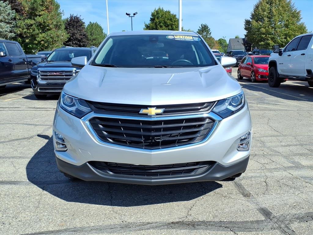 2021 Chevrolet Equinox LT photo 2
