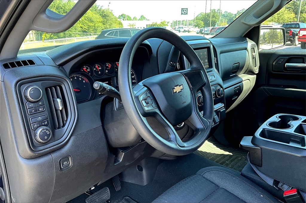 2022 Chevrolet Silverado 1500 Custom photo 18
