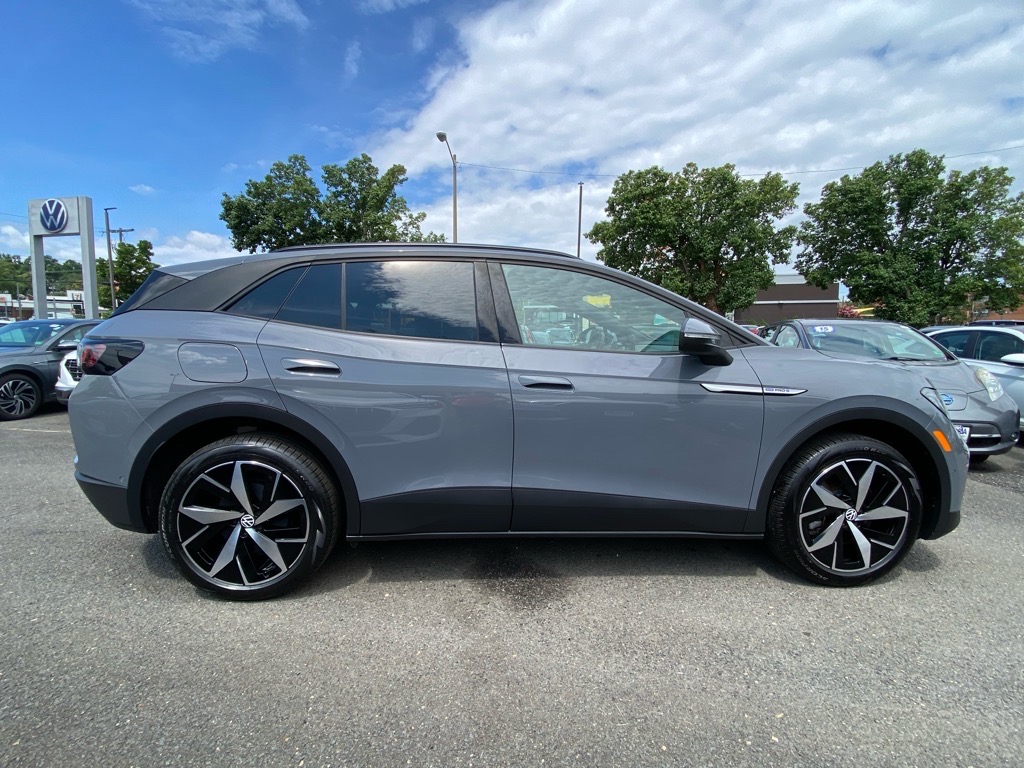 Certified 2023 Volkswagen ID.4 PRO S with VIN 1V2GNPE82PC001004 for sale in Alexandria, VA