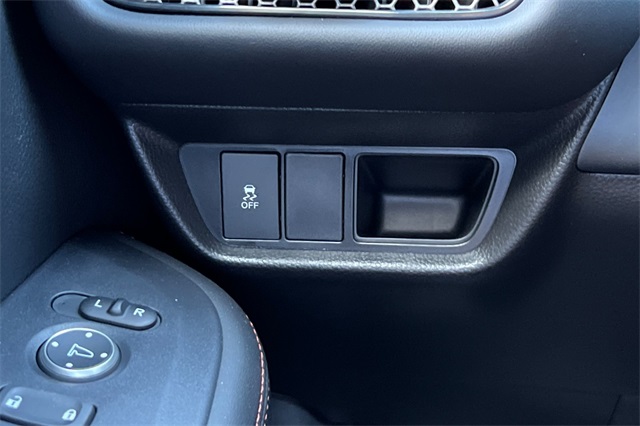 2026 Honda HR-V Sport photo 27