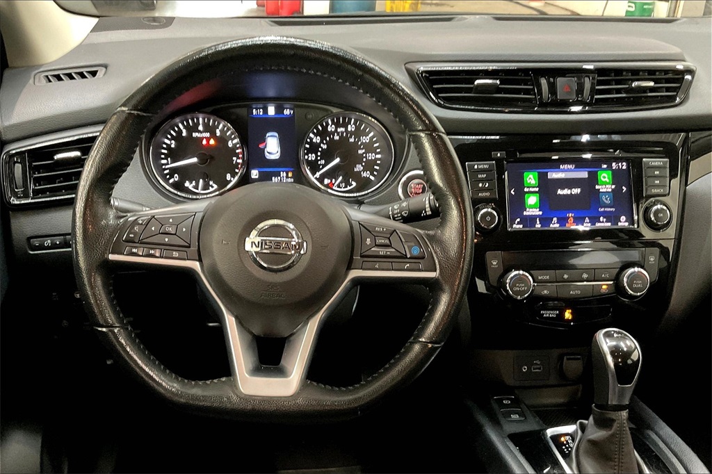 2022 Nissan Rogue Sport SL photo 4