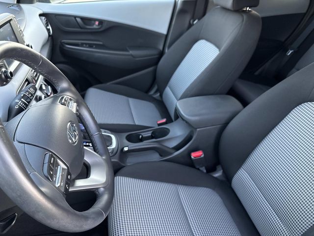 2020 Hyundai Kona SEL Plus photo 17