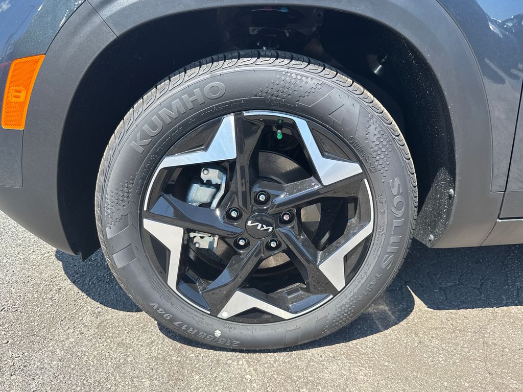 2026 Kia Seltos S photo 9