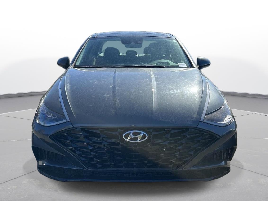 2022 Hyundai Sonata Limited photo 3
