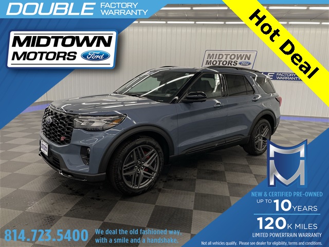 2025 Ford Explorer ST's photo