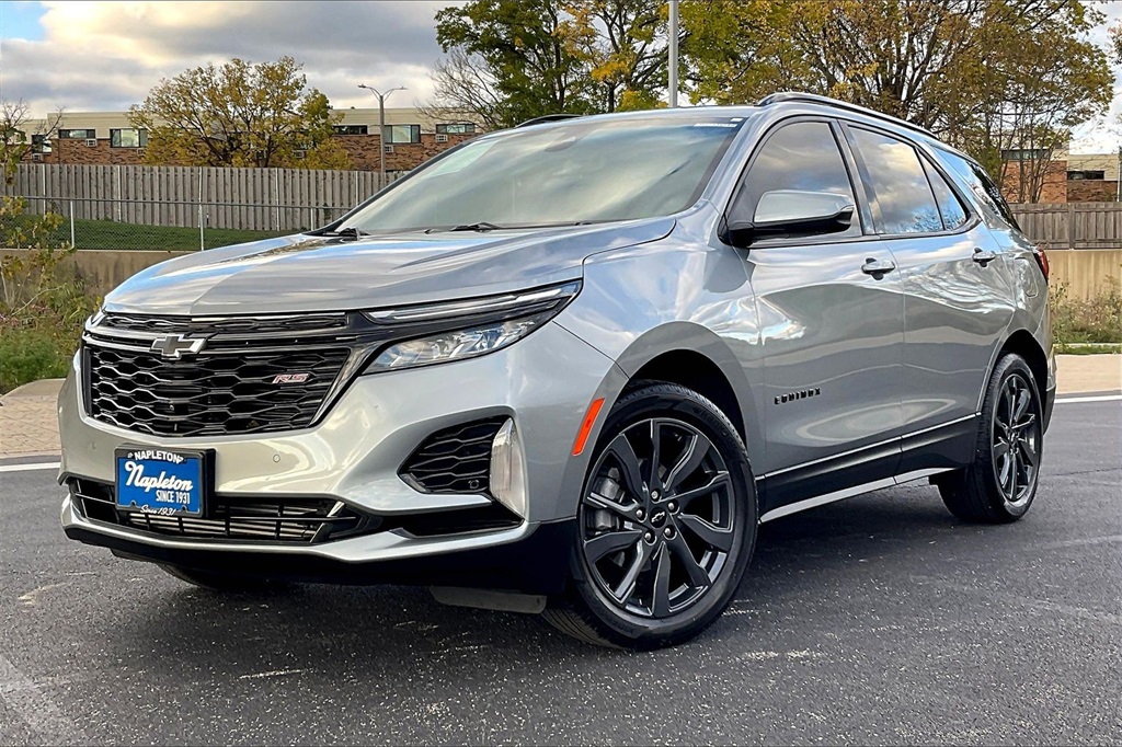 2024 Chevrolet Equinox RS photo 2