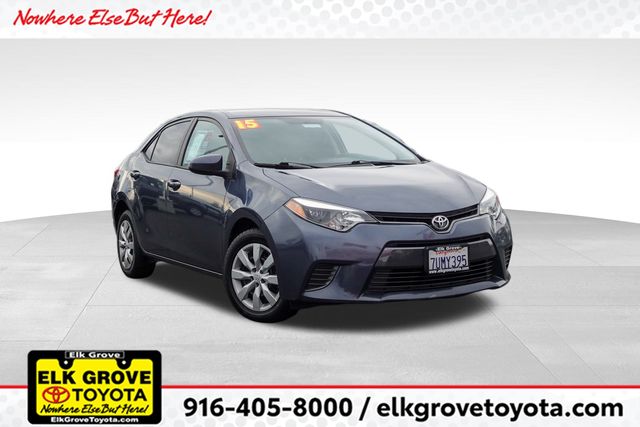 2015 Toyota Corolla LE's photo
