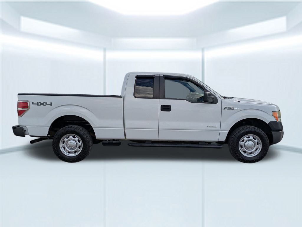 2014 Ford F-150 XL photo 4